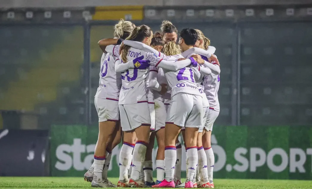 Fiorentina Femminile, vittoria a Napoli e superato la Juventus