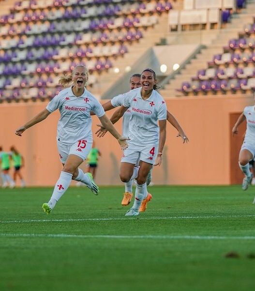 Fiorentina Femminile: sconfitta pesante contro il Wolfsburg, sfuma la Champions