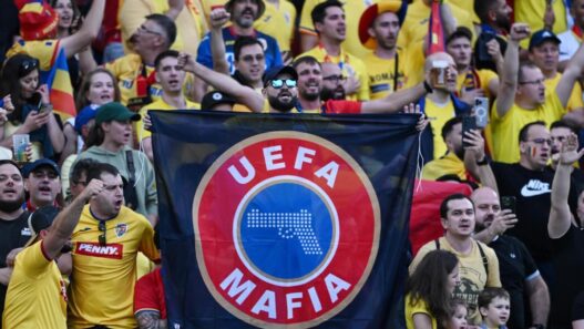 UEFA contro FIFA: "Il calcio non si vende"