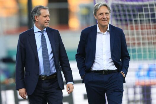 Fiorentina, sondaggio per l'attaccante Sebastiano Esposito