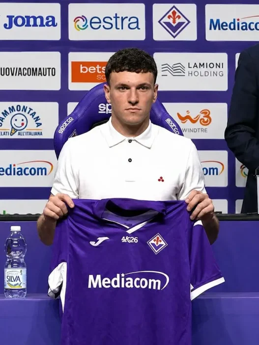 Fiorentina, Alex Jimenez assente per influenza contro il Watford