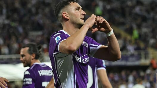 Roberto Piccoli saluta la Fiorentina: passa al Bologna