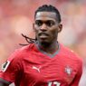 Leao, sondaggi e smentite: la Fiorentina si ferma
