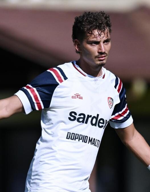 Cagliari, sanzione per Esposito: interesse da Serie A