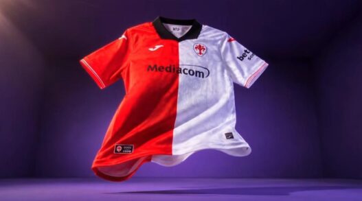 Maglie speciali Fiorentina: sold out in due ore per il Centenario