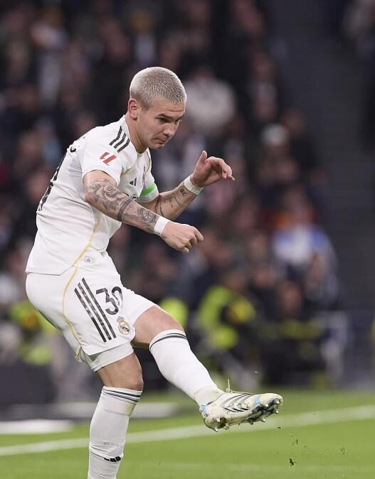 Mastantuono e Gudmundsson: l'attacco viola si accende