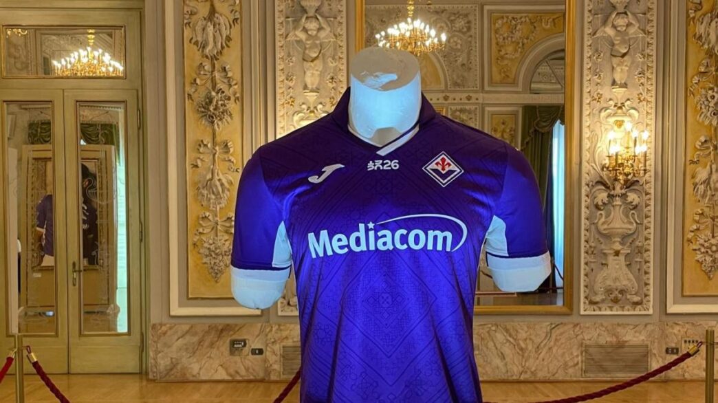 Niente centenario sulle maglie viola: le motivazioni