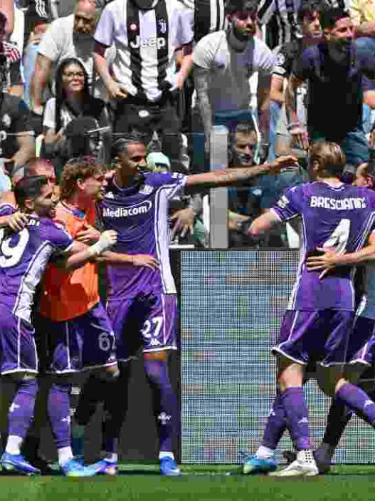Fiorentina, cessioni in vista: la difesa si alleggerisce