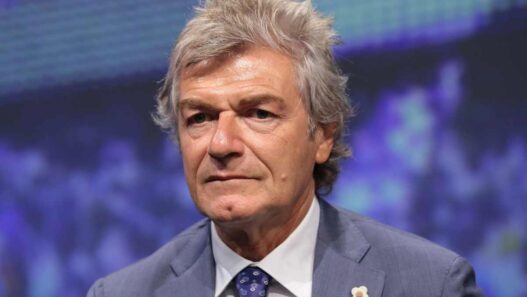 Antognoni risponde a Commisso: sorpresa e apprezzamento per il gesto