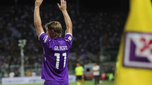 Gudmundsson, dal possibile addio alla conferma: l'impatto di Grosso