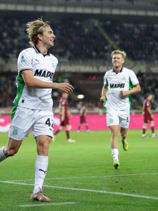 Fiorentina, data fissata per Thorstvedt: Paratici punta al colpo