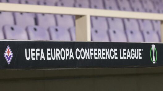 Conference League, il paradosso: la Fiorentina cerca nuove ambizioni