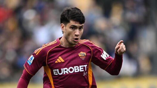 La Fiorentina si muove per Soulé, la Roma fissa il prezzo