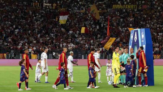 Roma-Fiorentina 4-0: Debutto amaro per Grosso all'Olimpico