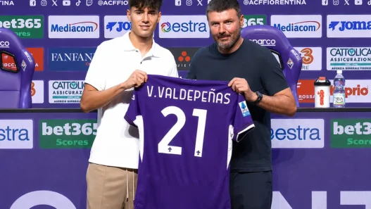 Valdepeñas: "Ripagherò la fiducia della Fiorentina, pronto a dare il massimo. Borja Valero mi aiuta"