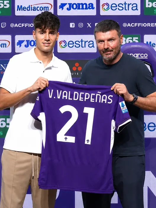 Valdepeñas: "Ripagherò la fiducia della Fiorentina, pronto a dare il massimo. Borja Valero mi aiuta"