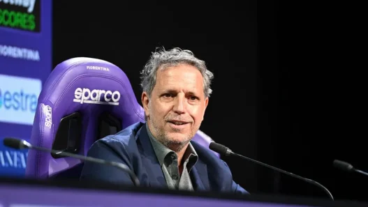 Fiorentina: Paratici valuta alternative per Zirkzee, sondaggio per Bogarde