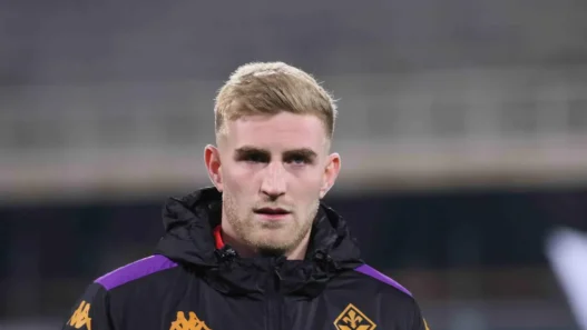 Valentini, il difensore della Fiorentina verso l'addio: due club interessati