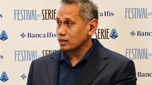Suwarso (Como): "Investiamo sui giovani, come la Fiorentina, e puntiamo alla sostenibilità"