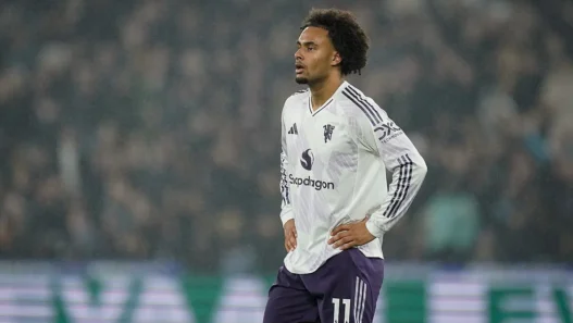 Zirkzee, Pedullà: Fiorentina ancora interessata, ma valuta altre opzioni