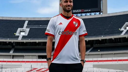 Pezzella, fine del rapporto con il River Plate