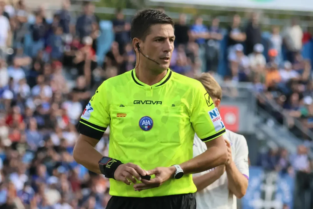 Fiorentina, ecco il primo arbitro stagionale: Manganiello per la Coppa Italia