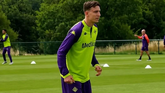 Il fratello di Kospo attacca la Fiorentina: "Il club più imbarazzante"