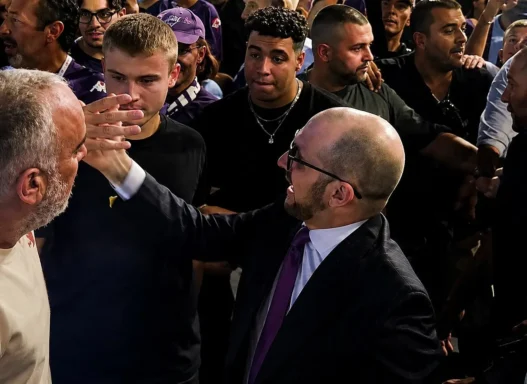 Commisso tra i tifosi per i 100 anni della Fiorentina