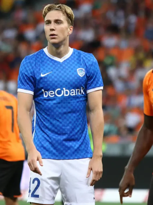 Fiorentina, Thorstvedt nel mirino: chi parte per far spazio?