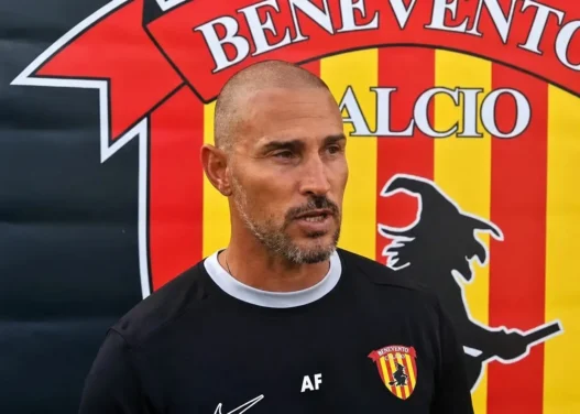 Floro Flores: "Emozione unica avere mio figlio accanto. Fiorentina da Champions"