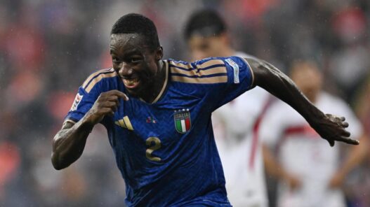 Italia domina il primo tempo contro la Turchia: 0-3 con Kayode, Bastoni e Frattesi