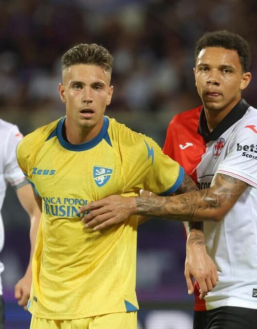 Fiorentina, difesa in crisi: 9 gol subiti e 3 coppie già bocciate