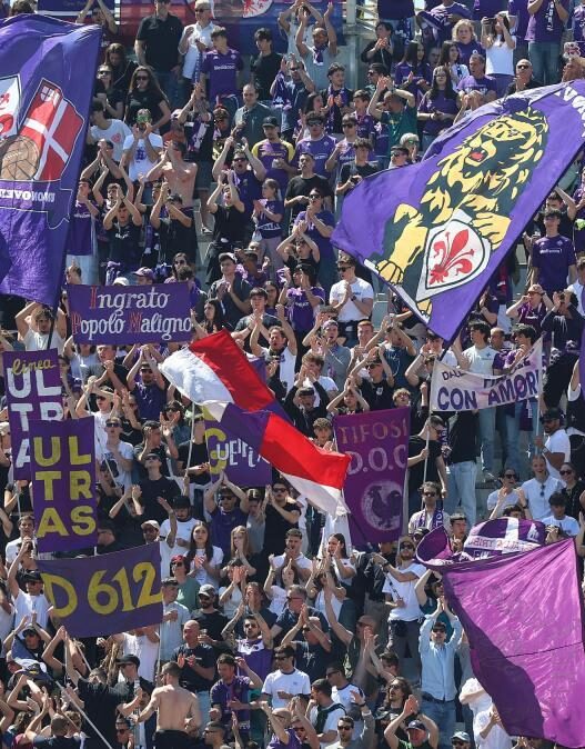 Fiorentina: il tifo viola torna in trasferta, esauriti i biglietti per Venezia