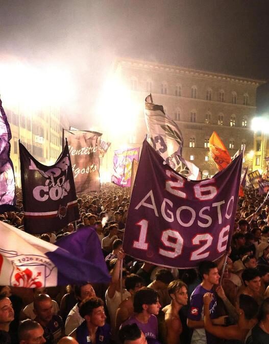 Stadio Franchi gremito per il Torino, l'entusiasmo resta alto per Venezia