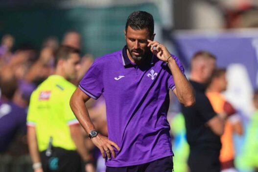 Fiorentina, esonerato Fabio Grosso dopo tre partite