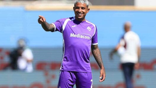 Fiorentina: difesa rivoluzionata tra recuperi e scelte di Vanoli
