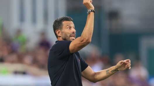 Fiorentina, Grosso studia la formazione: due dubbi in difesa