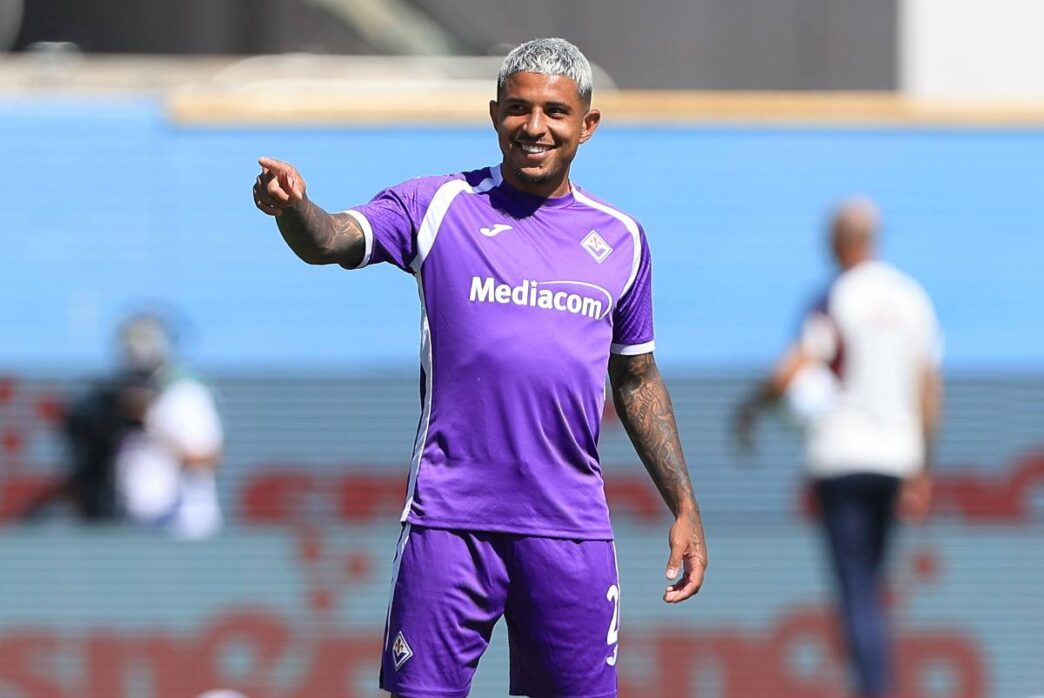 Dodô-Fiorentina: retroscena contrattuale e social del terzino