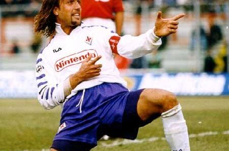 28 anni fa la tripletta di Batistuta a San Siro: Milan-Fiorentina 1-3
