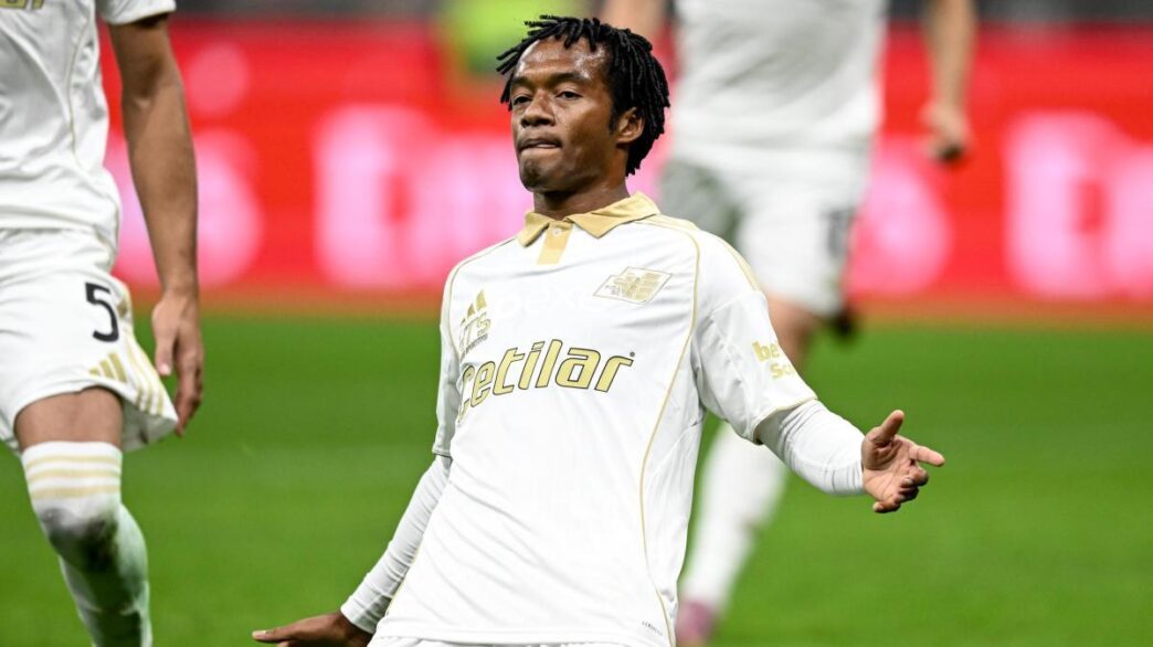 Cuadrado in Colombia: accoglienza ostile per l'ex viola