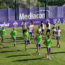 La Fiorentina in campo: allenamento mattutino previsto per oggi