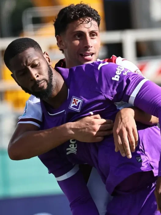Fiorentina, dubbi sul 4-2-3-1: manca un centrocampista alla "Mpasinkatu"