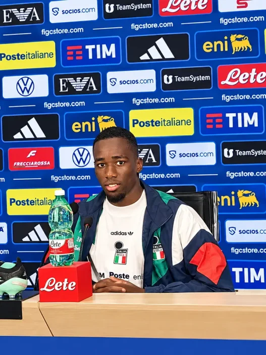 Kayode: "Bellissimo a Firenze, ringrazio la Fiorentina per l'Italia"