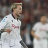 Bernardeschi illude Palladino, Cagliari in testa alla classifica