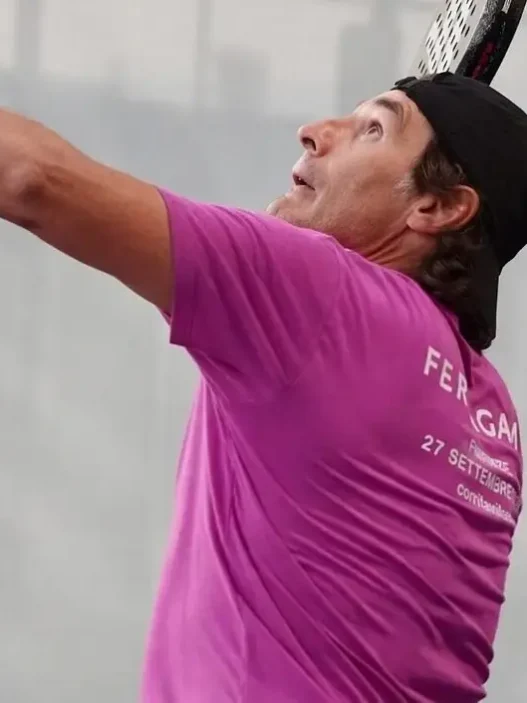 Vanoli promuove il team building: torneo di padel per lo staff viola