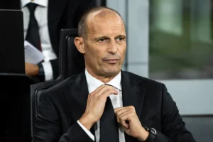 Napoli, emergenza infortuni: Allegri studia alternative anti-Fiorentina
