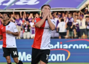Gudmundsson, infortunio alla spalla: preoccupazione per Lazio e Islanda