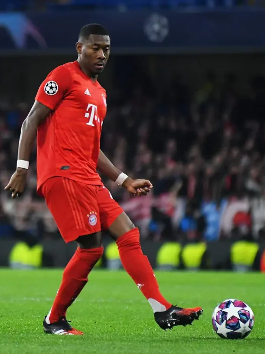 Fiorentina su Brozovic, Lazio punta su Alaba: il mercato degli svincolati