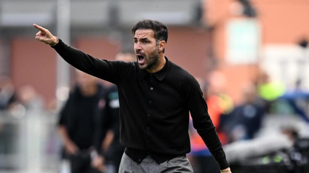 Fabregas: "Errori VAR inevitabili, ma il calcio è veloce"