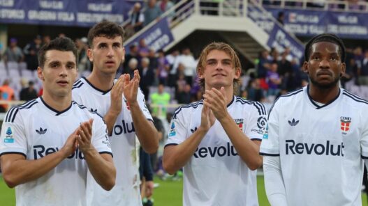 Nico Paz, il gesto del "dieci" viola dopo la partita al Franchi